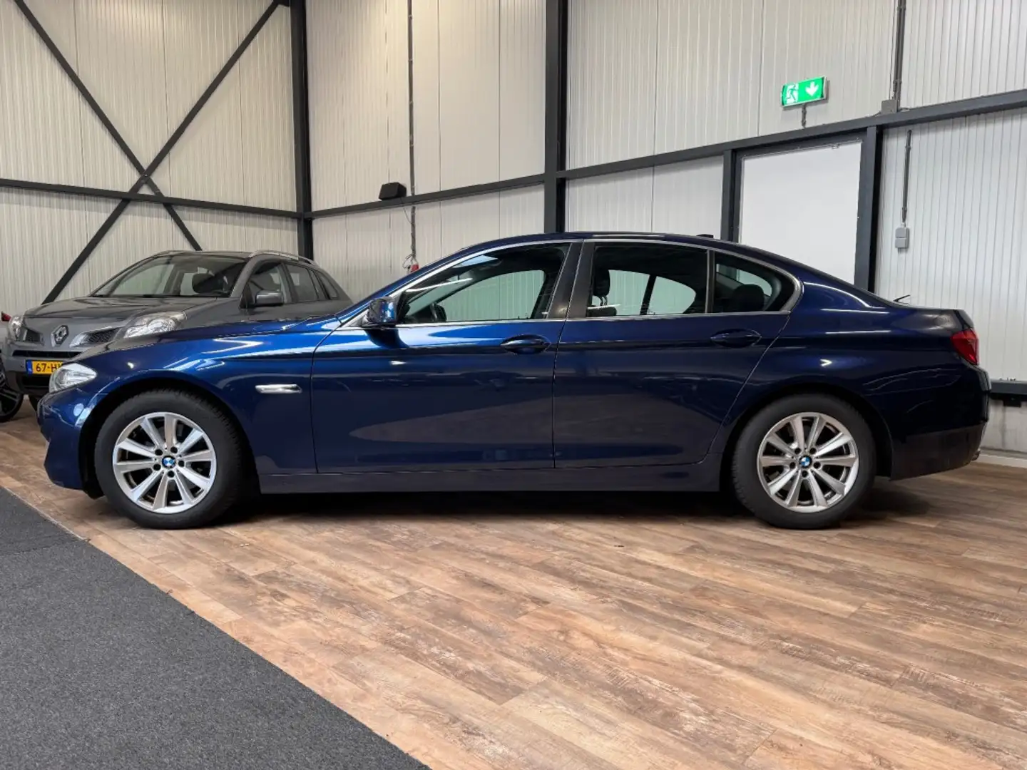 BMW 520 - Blauw - 2
