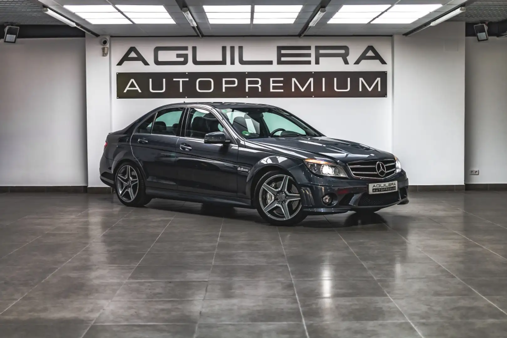 Mercedes-Benz C 63 AMG Aut. Gris - 1
