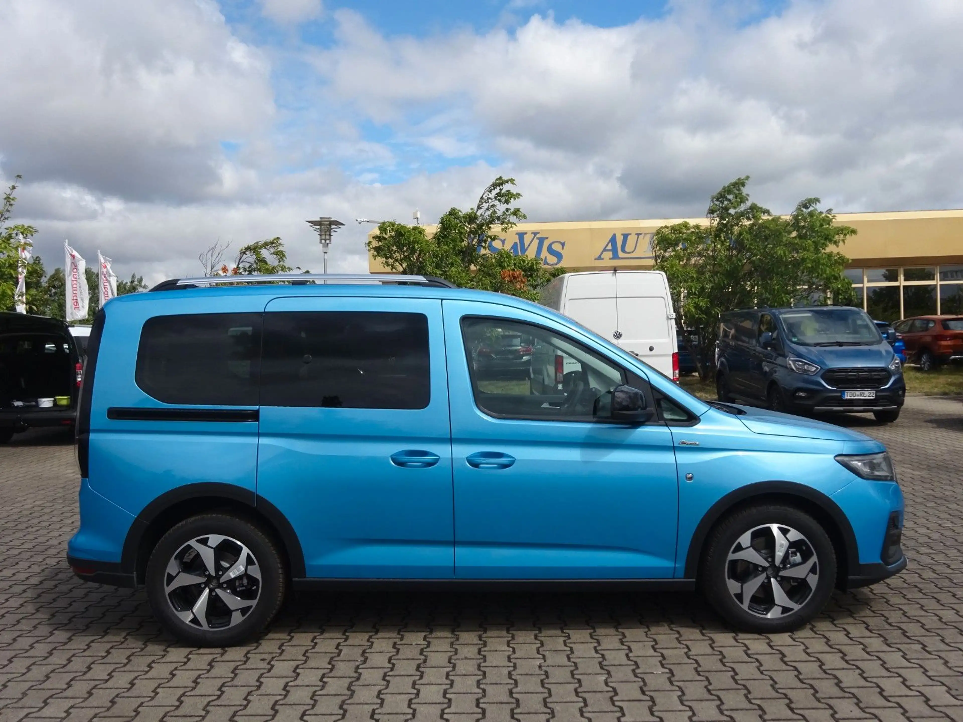 Ford Tourneo Connect Active AWD Stndhz AHK AGR Kamera — photo 9