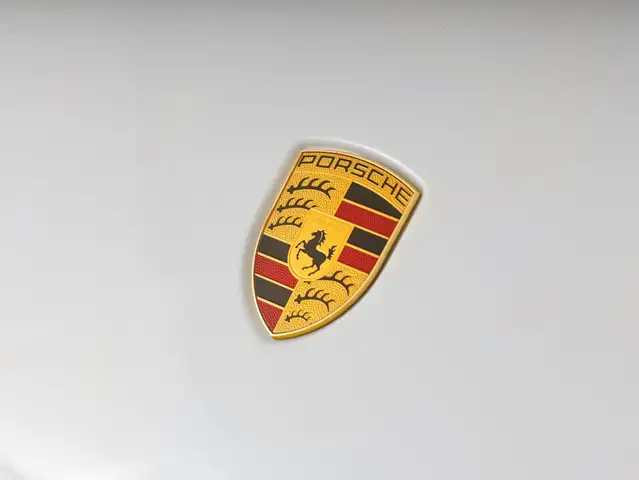 Porsche Macan view 10
