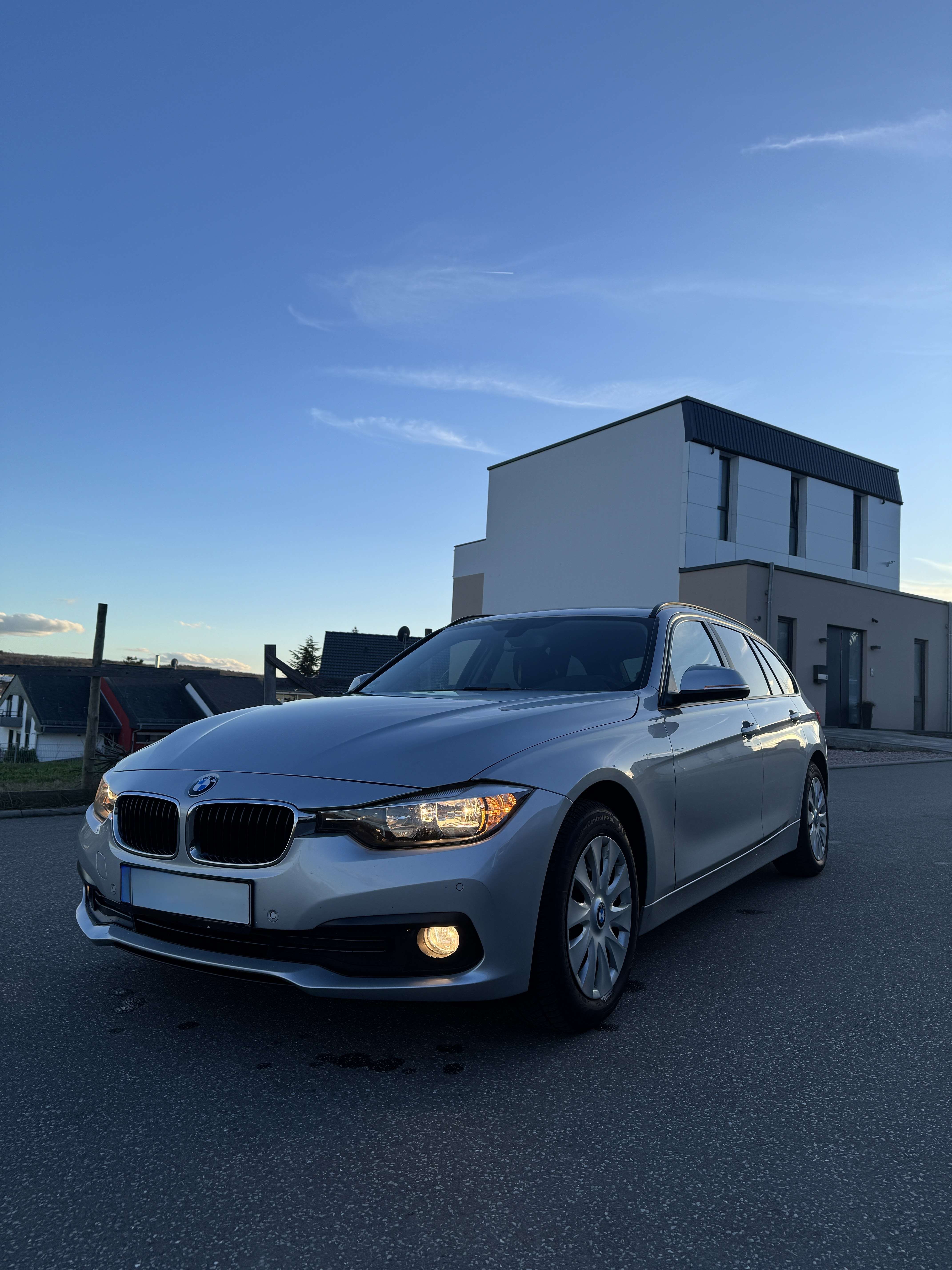 Second hand Bmw 3 Series 