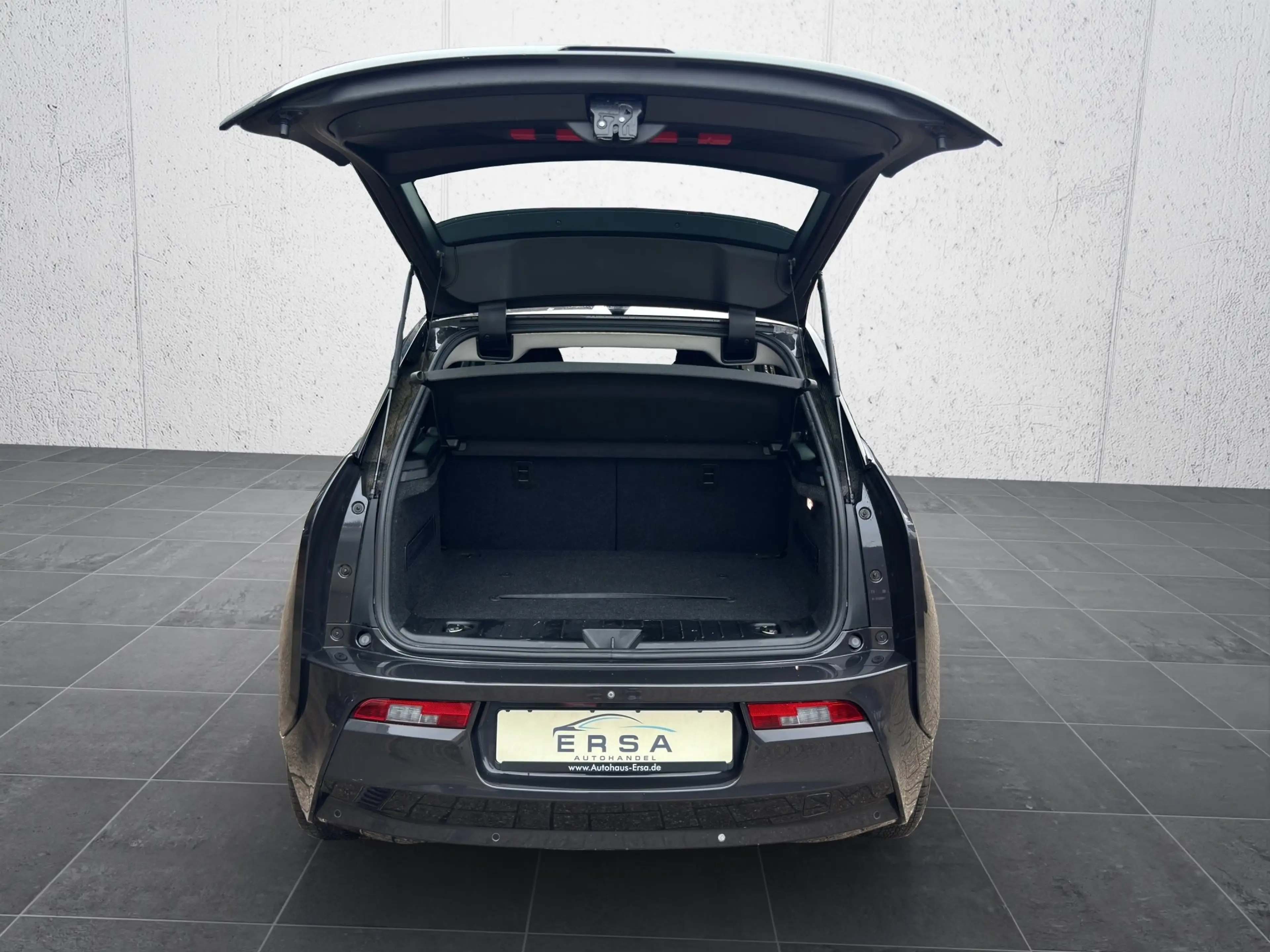 BMW i3 60Ah*Interieurdesign Suite*Dr.Assist Plus*RFK* — photo 7