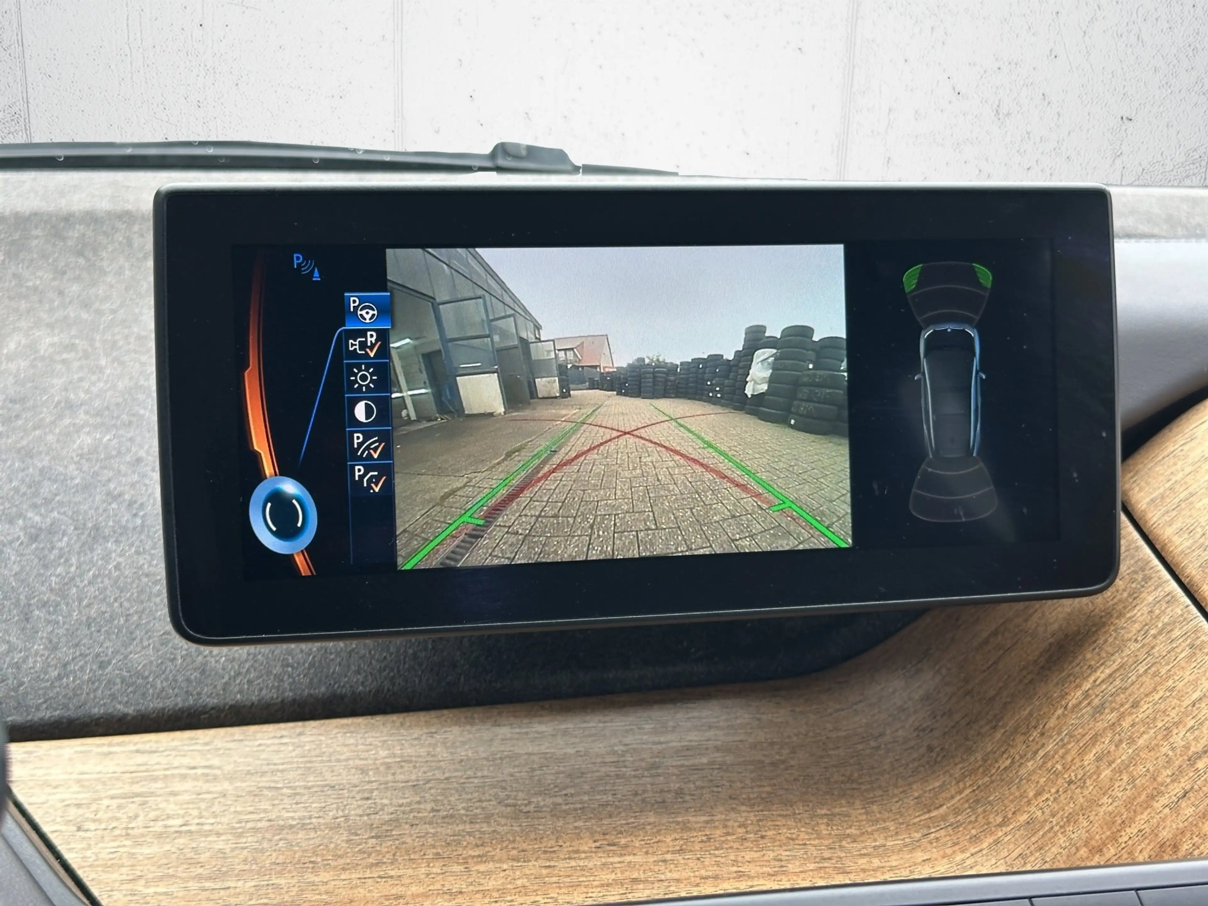 BMW i3 60Ah*Interieurdesign Suite*Dr.Assist Plus*RFK* — photo 13
