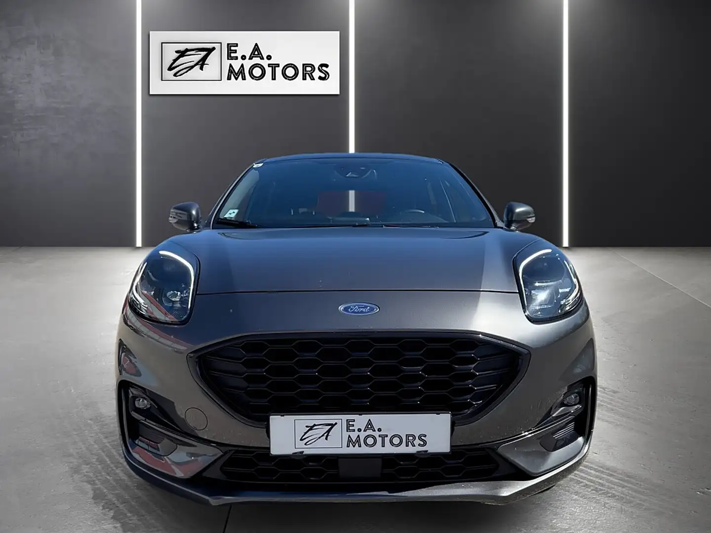 Ford Puma 1,0 EcoBoost  ST-Line Grau - 2