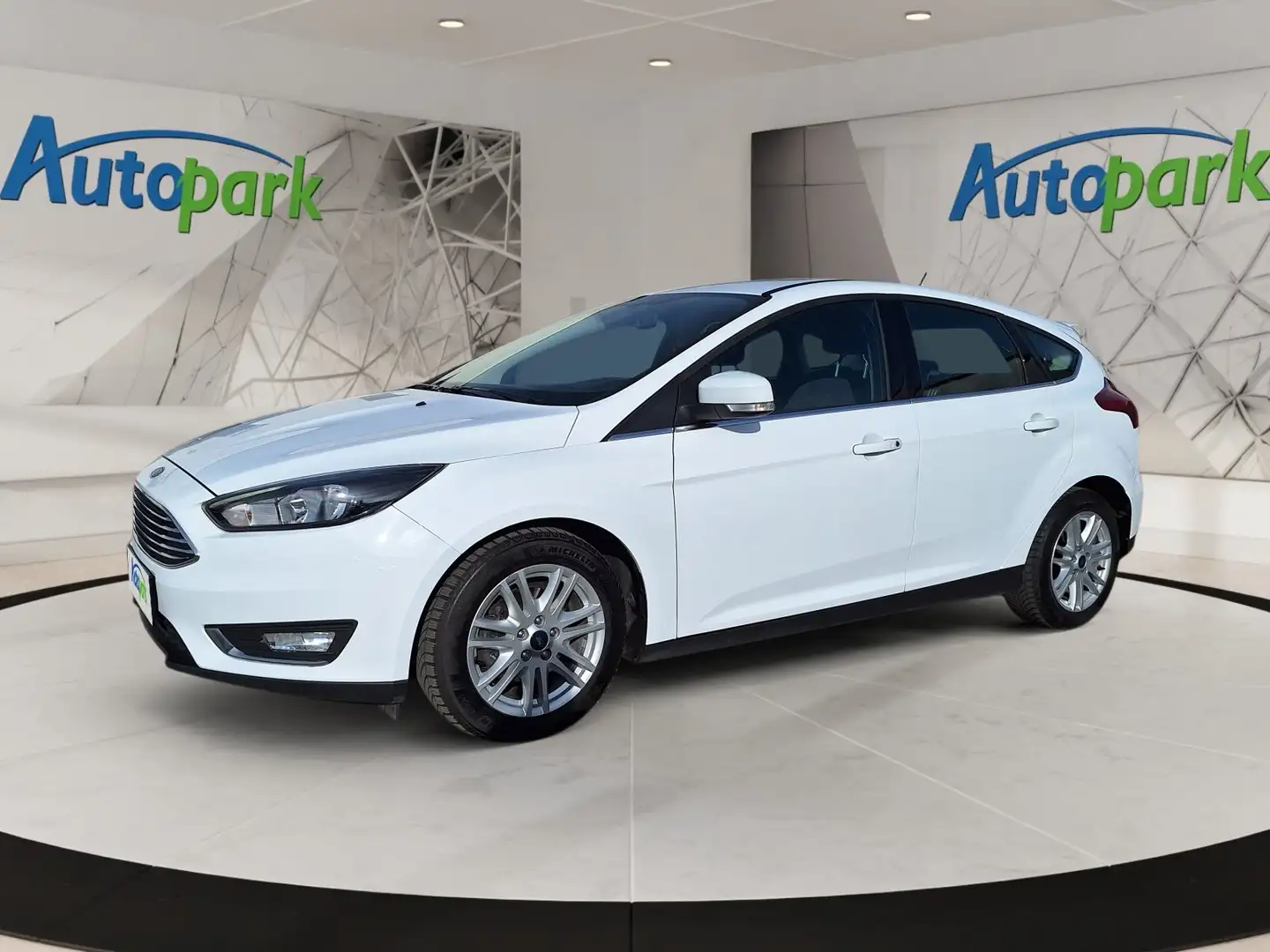 Ford Focus 1.0 ECOBOOST100PS Titanium Weiß - 1