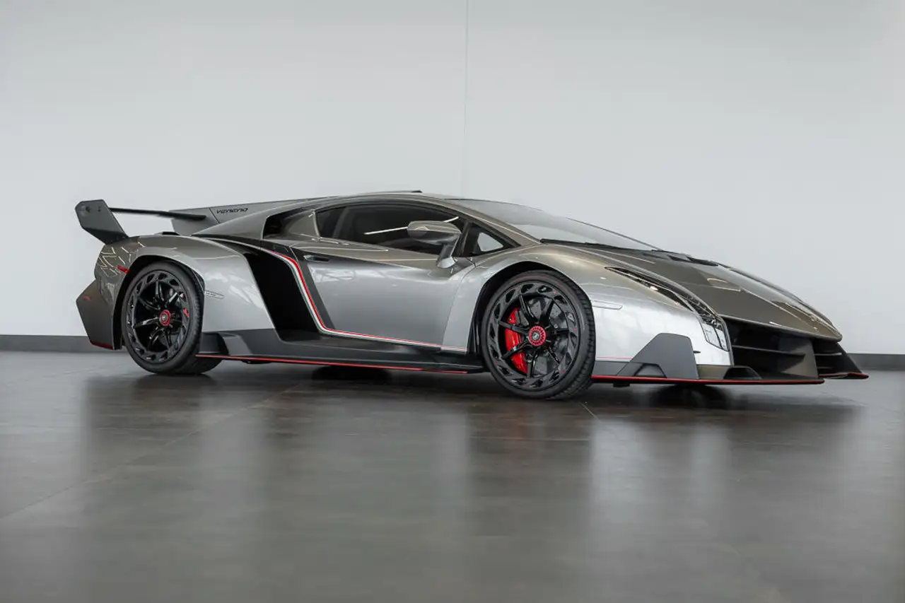 Lamborghini Veneno снимка Lamborghini Veneno