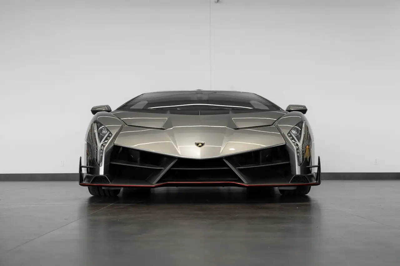 Lamborghini Veneno снимка Lamborghini Veneno