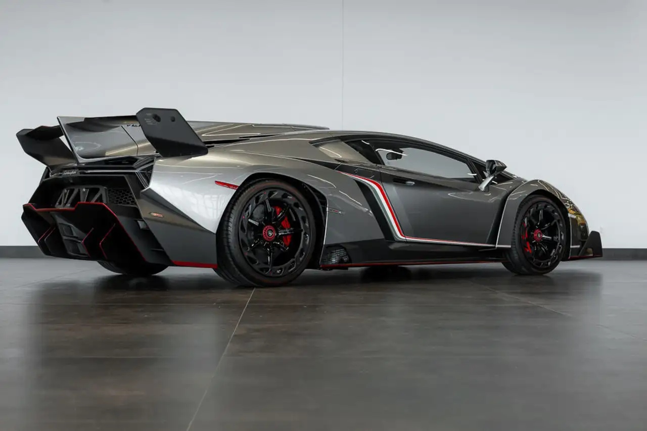 Lamborghini Veneno снимка Lamborghini Veneno