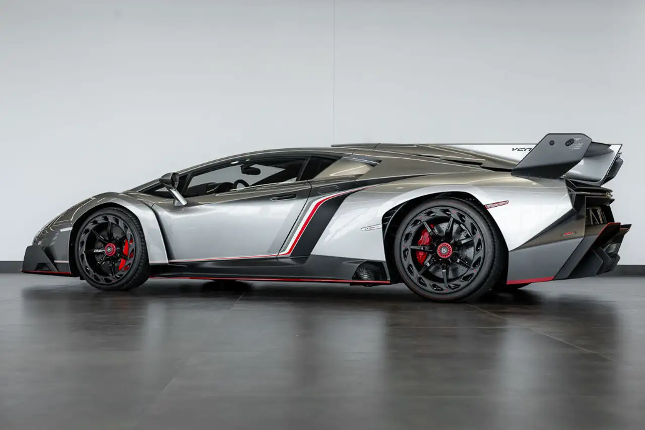 Lamborghini Veneno снимка Lamborghini Veneno