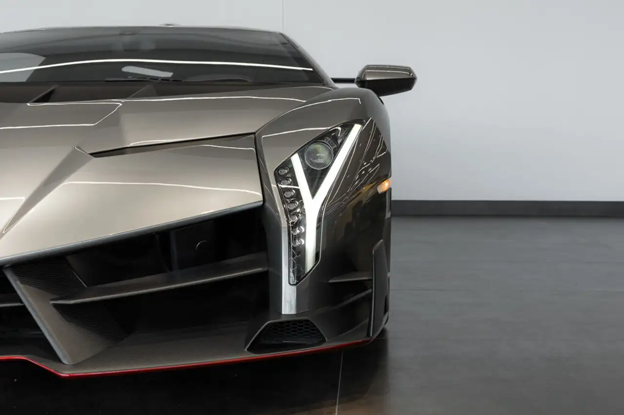 Lamborghini Veneno снимка Lamborghini Veneno