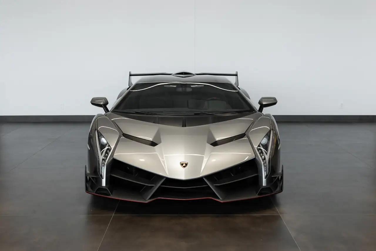 Lamborghini Veneno снимка Lamborghini Veneno