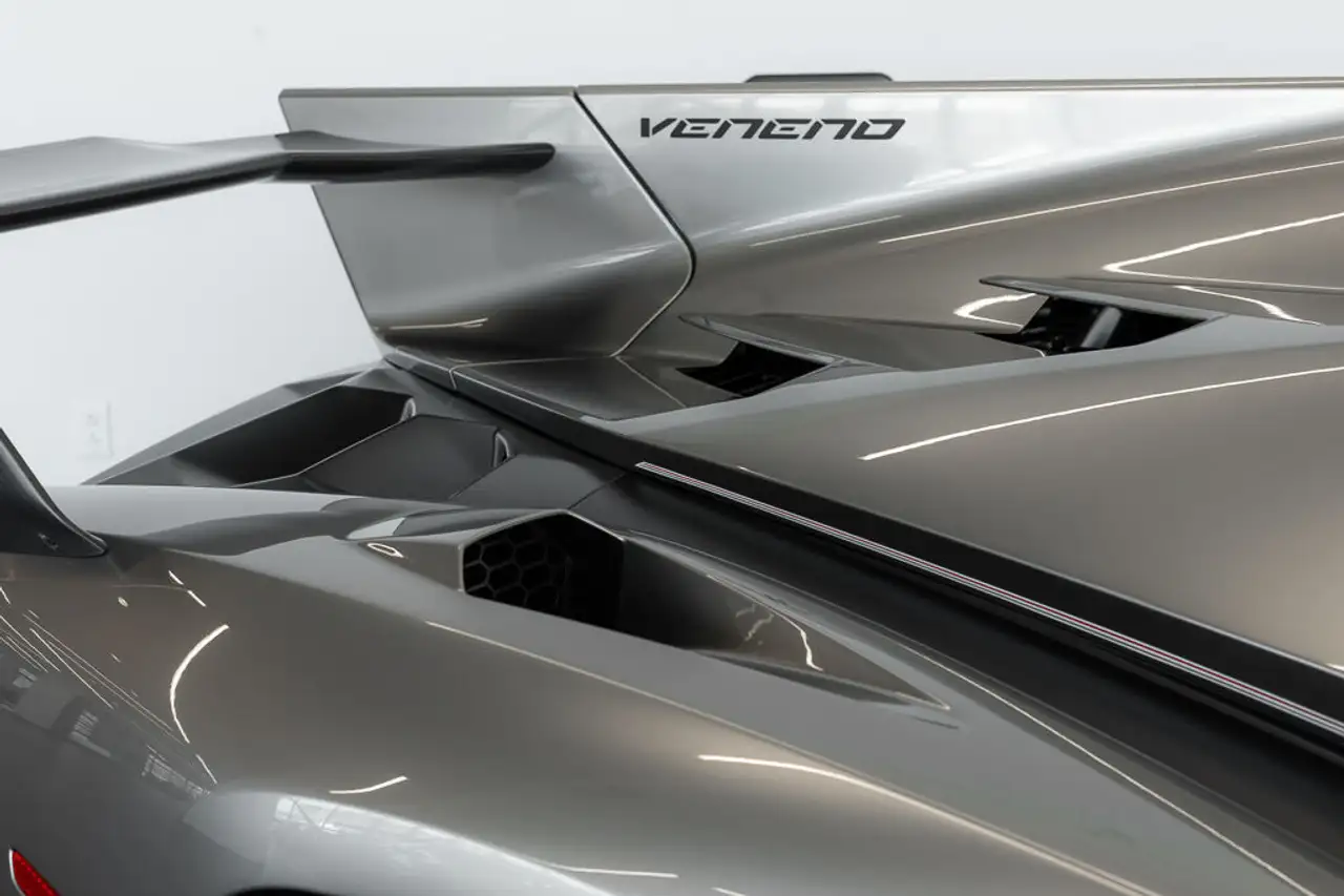 Lamborghini Veneno снимка Lamborghini Veneno