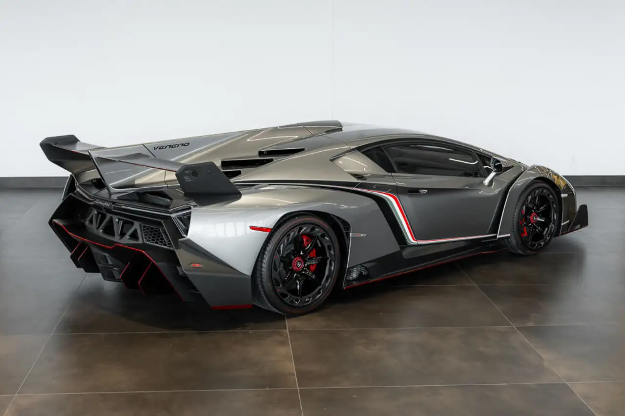 Lamborghini Veneno снимка Lamborghini Veneno