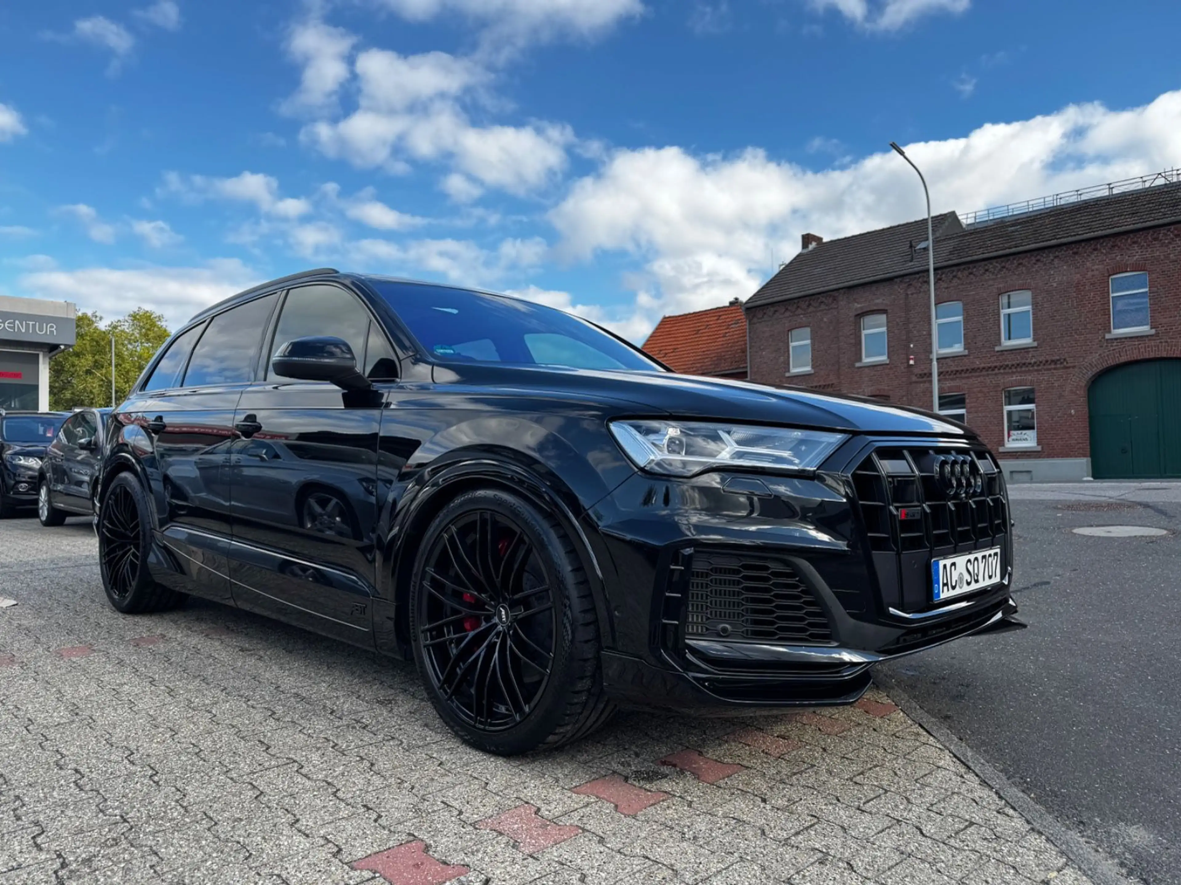 Audi SQ7 4.0 TFSI quattro competition plus ABT 650 PS — photo 3