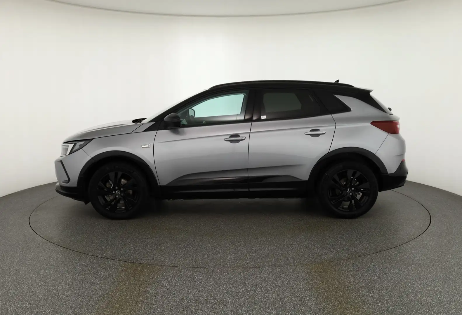 Opel Grandland GS 1.2DI Turbo Aut. LED ACC Navi Grau - 2