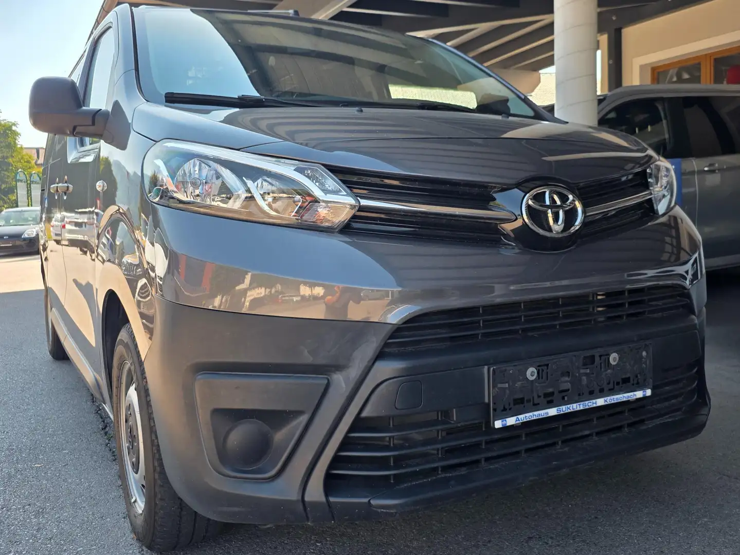 Toyota Proace L2 Kasten Grau - 2