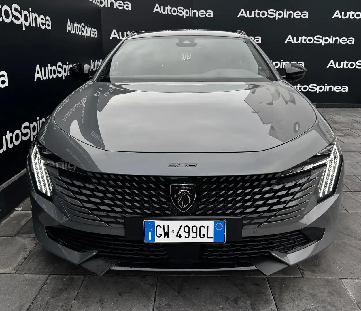 Peugeot 508 508 BlueHDi 130 Stop&Start EAT8 SW GT Grau - 2