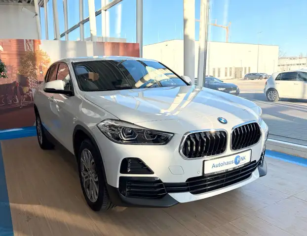 BMW X2 sDrive18d Navi Kamera SHZ DAB HIFI LED AHK