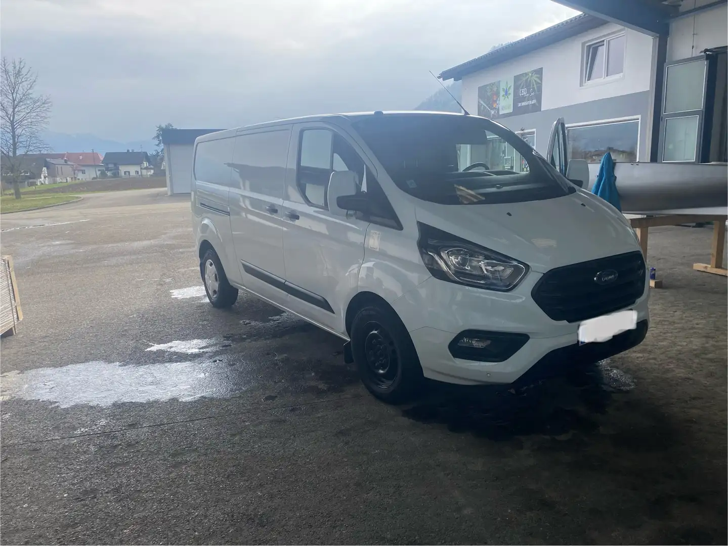 Ford Transit Custom Transit Custom Variobus 2,0 TDCI L2H1 320 Weiß - 1