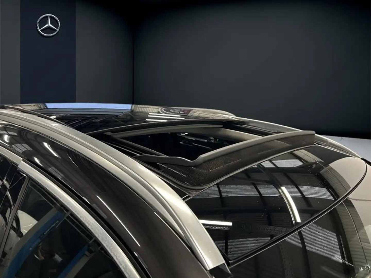 Mercedes-Benz GLC 300 300 de 4M Attelage Toit Pano - 1