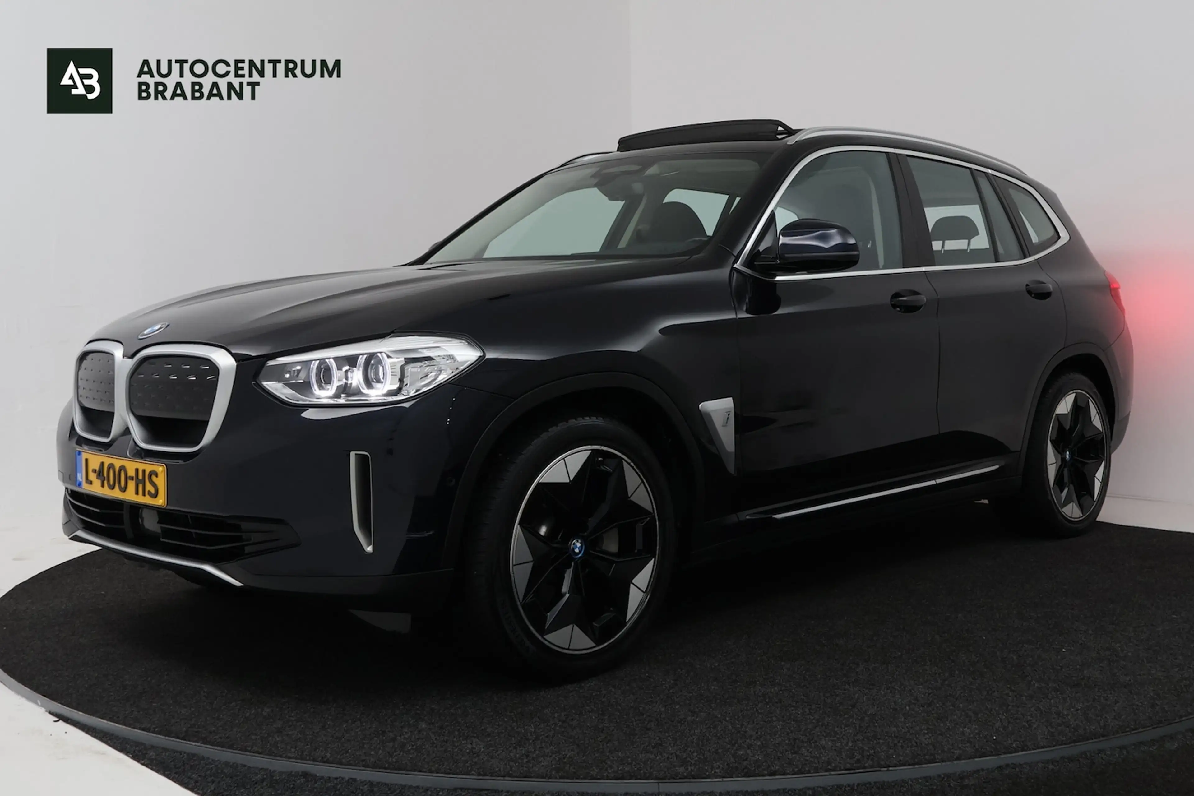 BMW iX3 Executive 80 kWh SOH 96% (PANORAMADAK, SFEERVERLIC