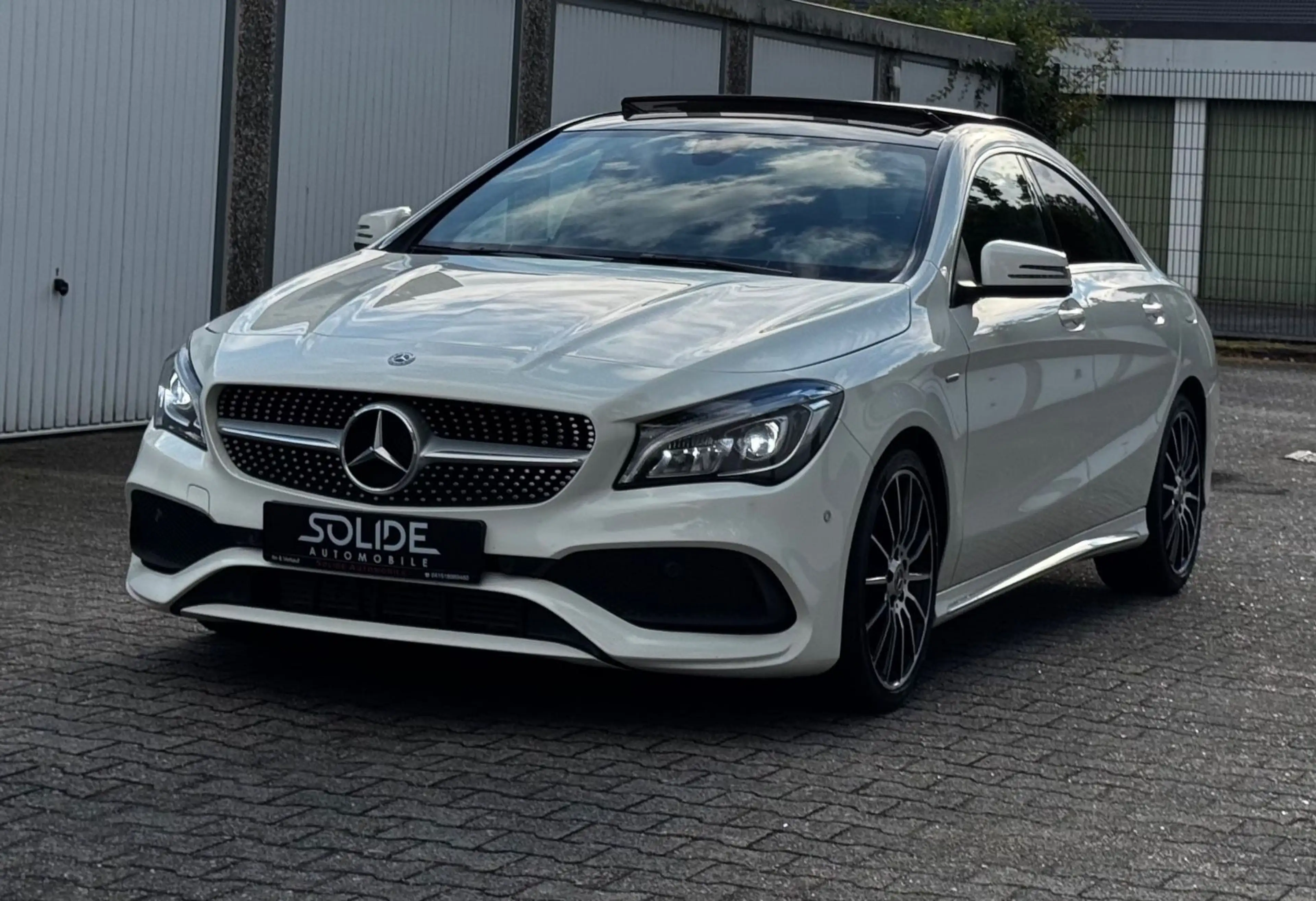 Mercedes-Benz CLA 220 CDI / d/ AMG Line — photo 2