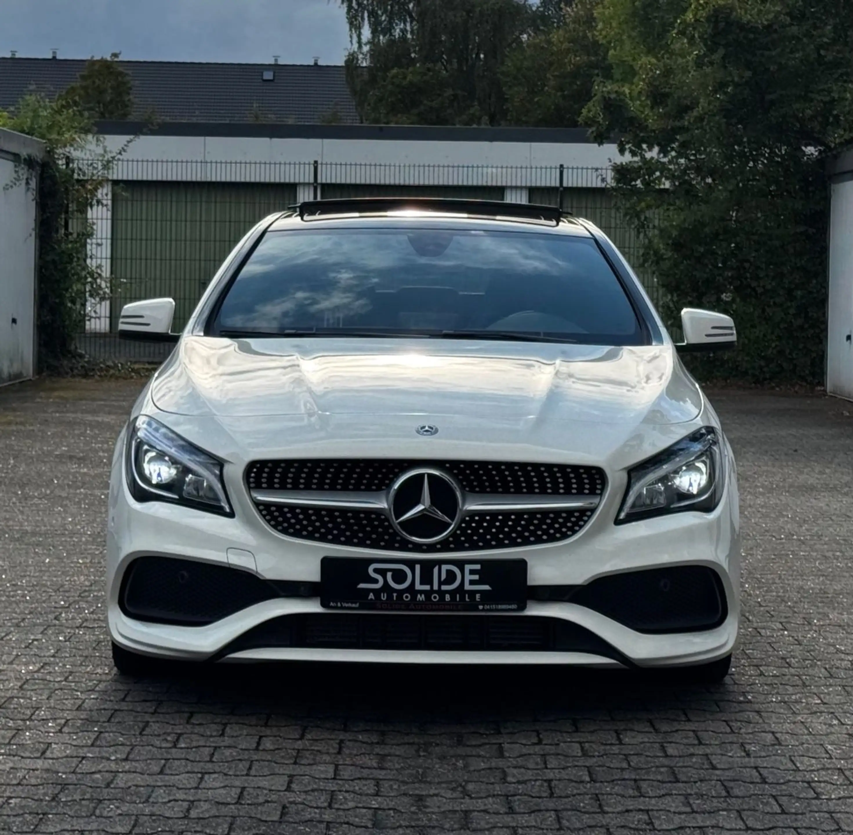 Mercedes-Benz CLA 220 CDI / d/ AMG Line — photo 4