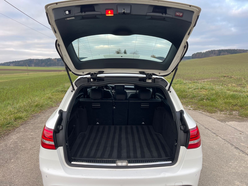 Mercedes-Benz C 250 T CGI-AMG Line - Panoramadach — photo 12