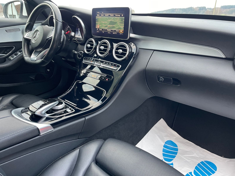Mercedes-Benz C 250 T CGI-AMG Line - Panoramadach — photo 17