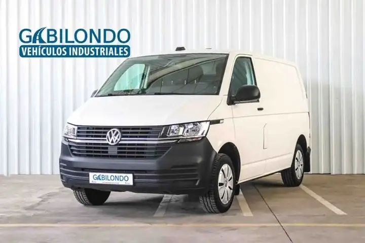 Volkswagen Transporter Kombi 2.0 TDI BMT DSG 2022