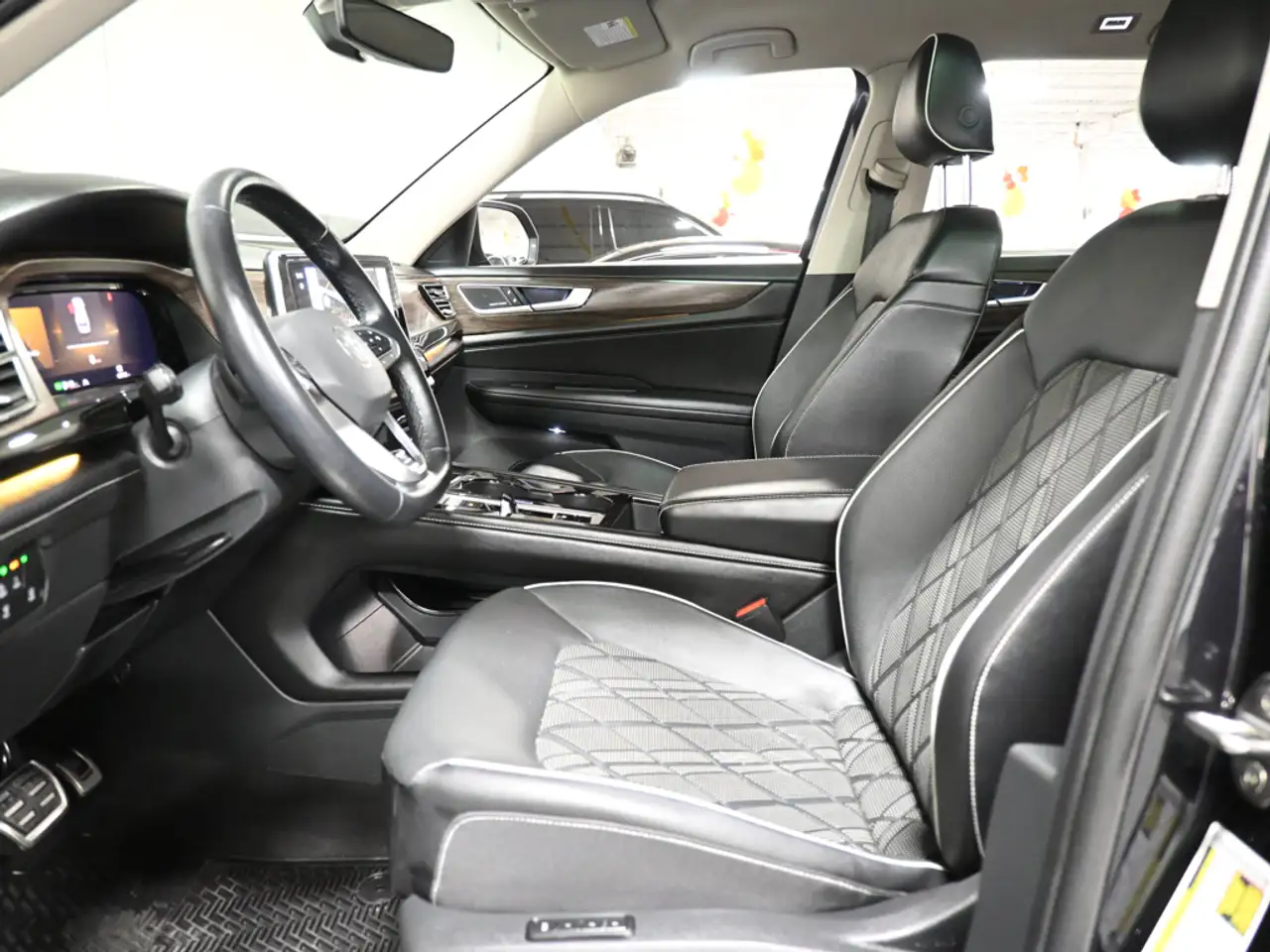 Volkswagen Atlas снимка Volkswagen Atlas