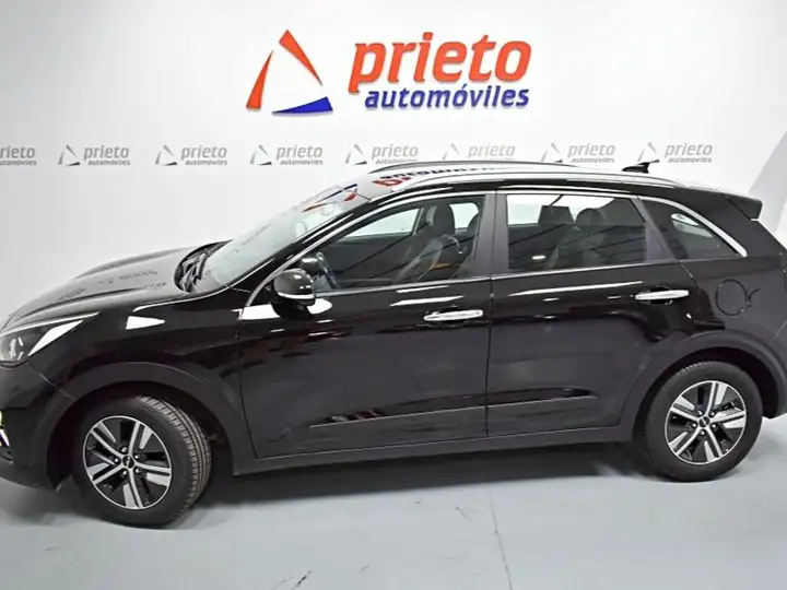 Kia Niro 1.6 HEV Drive 2022, foto 2