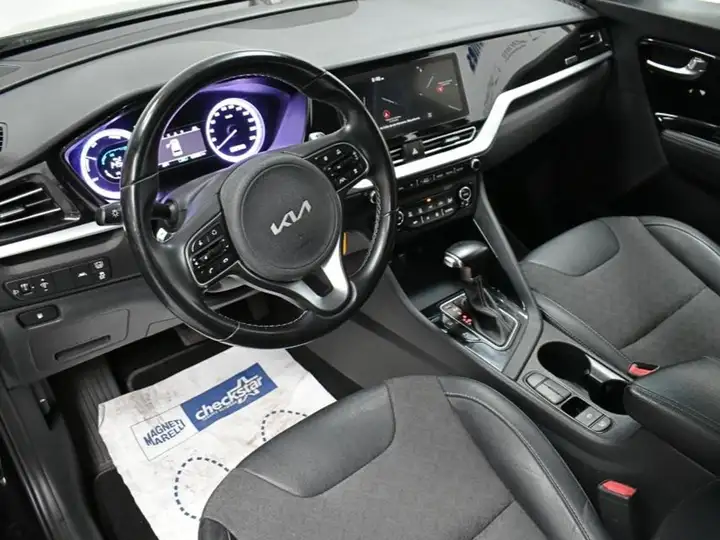 Kia Niro 1.6 HEV Drive 2022, foto 6