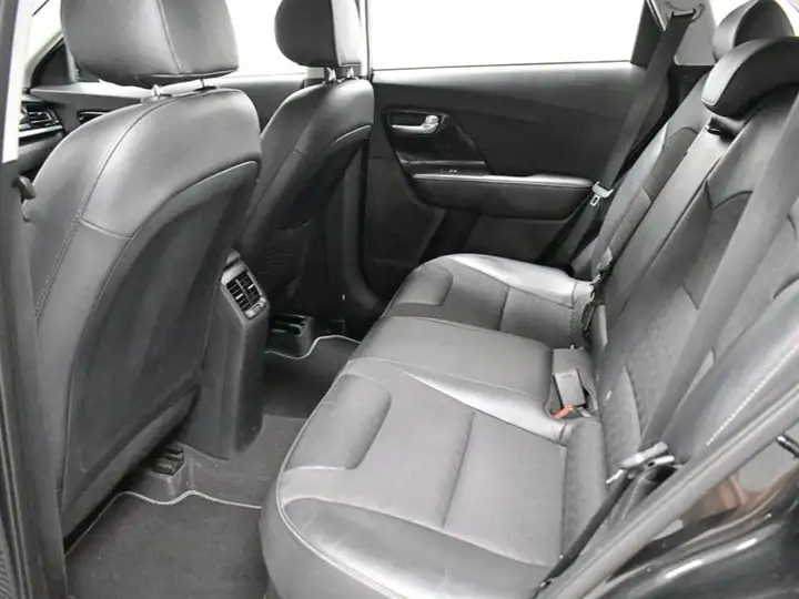 Kia Niro 1.6 HEV Drive 2022, foto 23