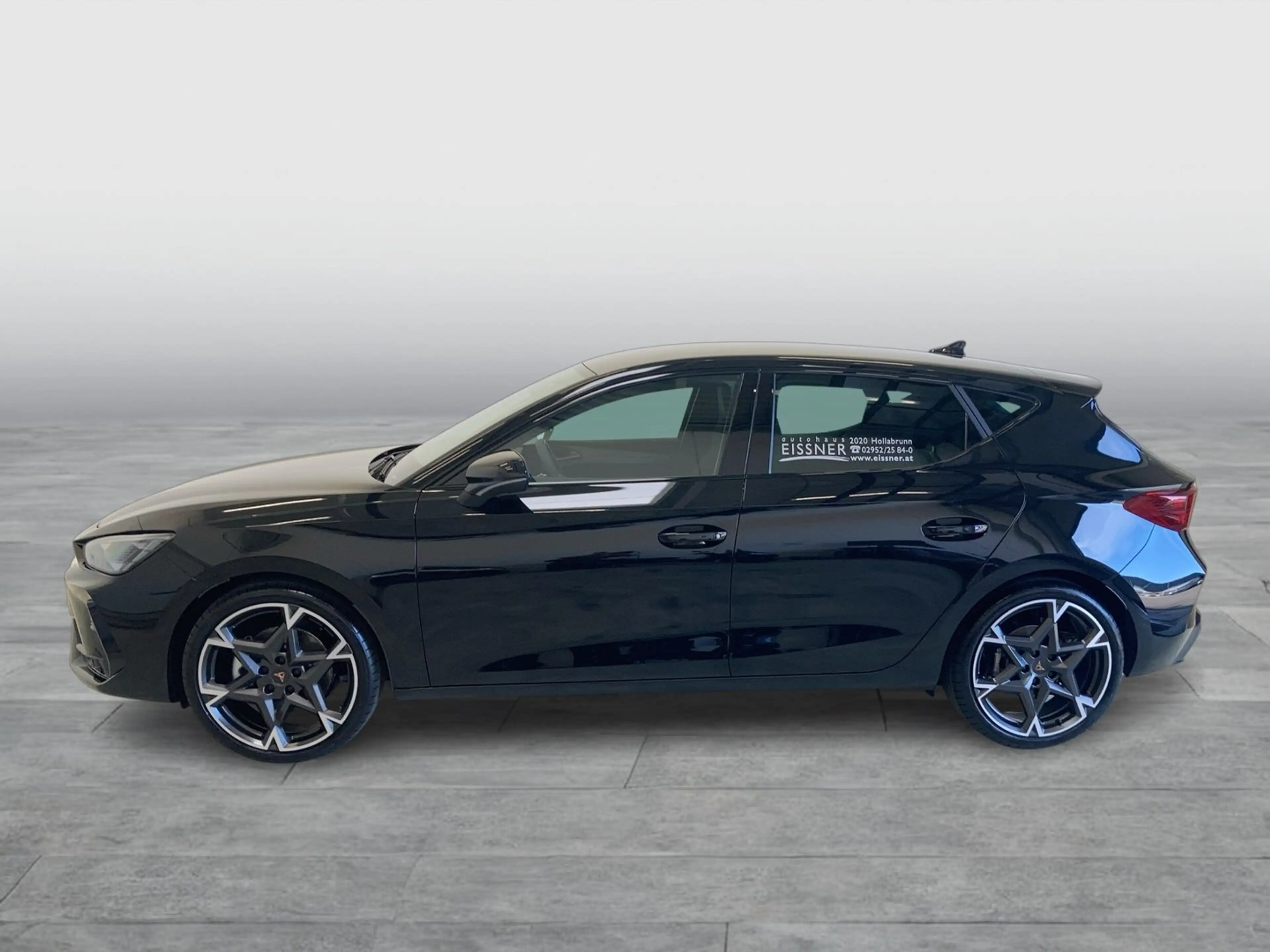 CUPRA Leon 1.5 TSI — photo 2