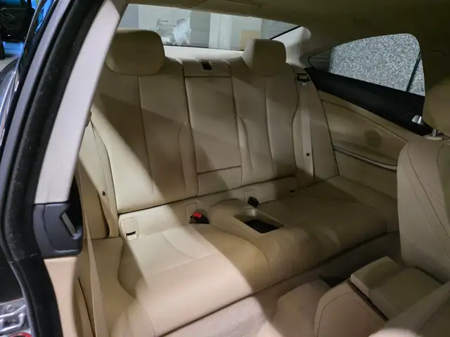 BMW 4 Series view 5