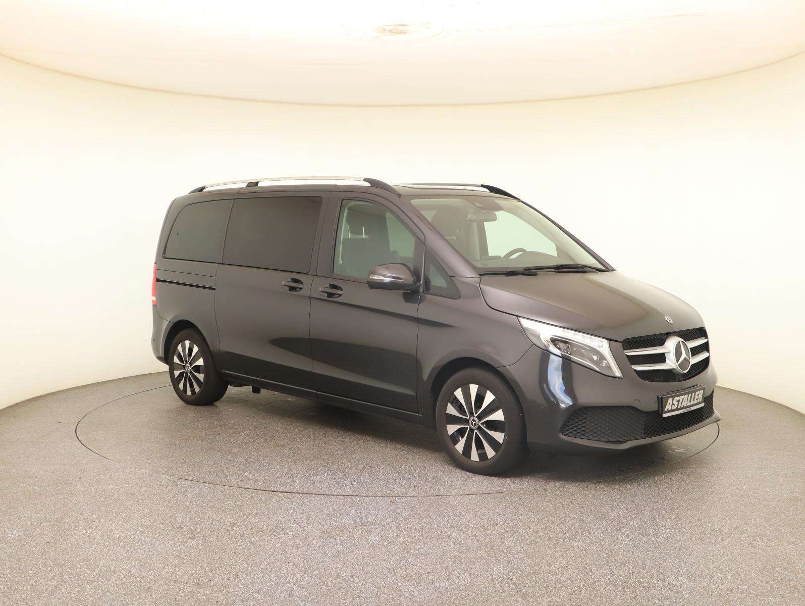 Mercedes-Benz V 250