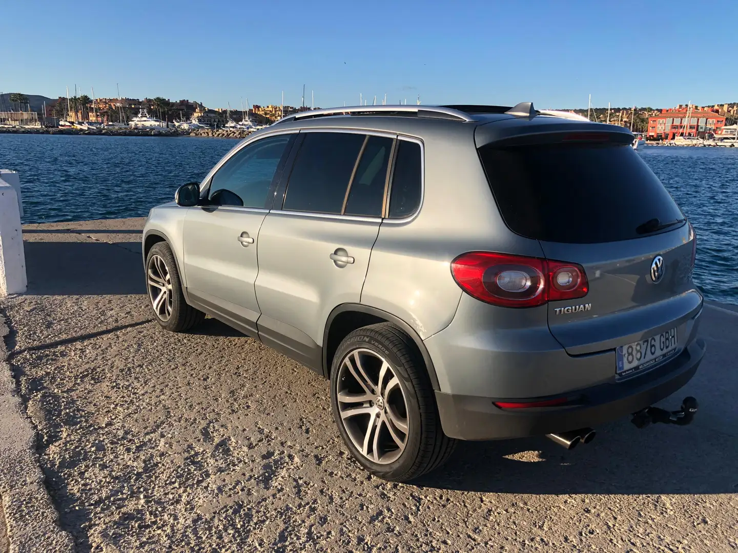 Volkswagen Tiguan Tiguan 2.0TDI +Motion Tiptronic +Motion Gris - 2