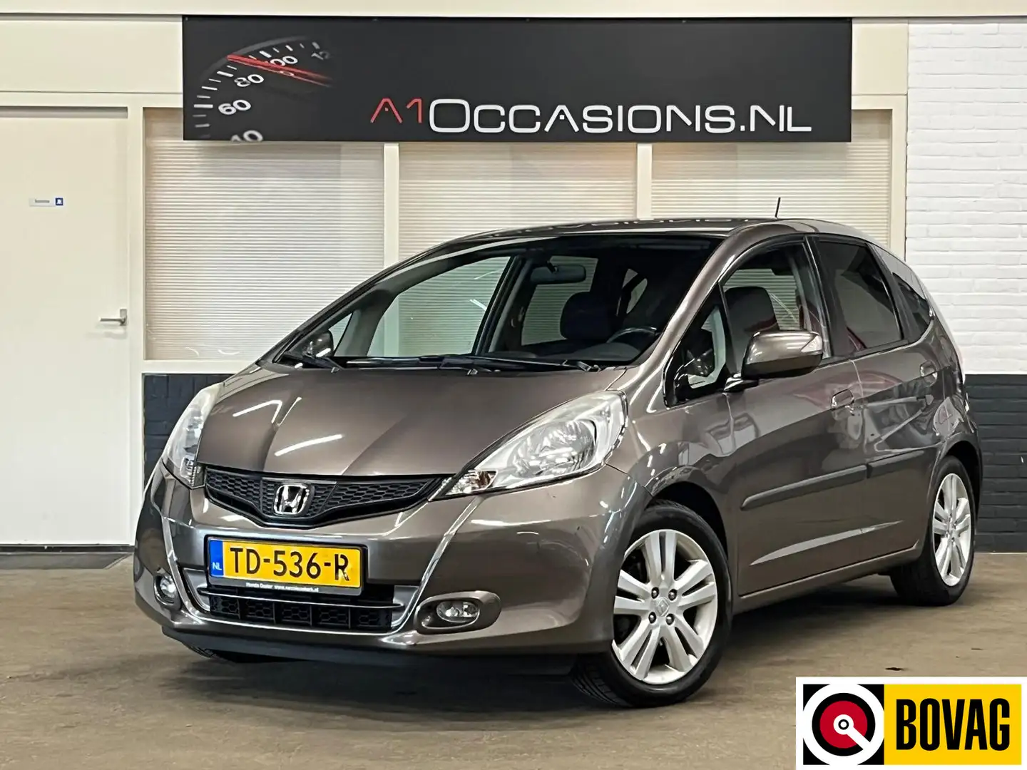 Honda Jazz 1.4 Comfort Plus Brun - 1