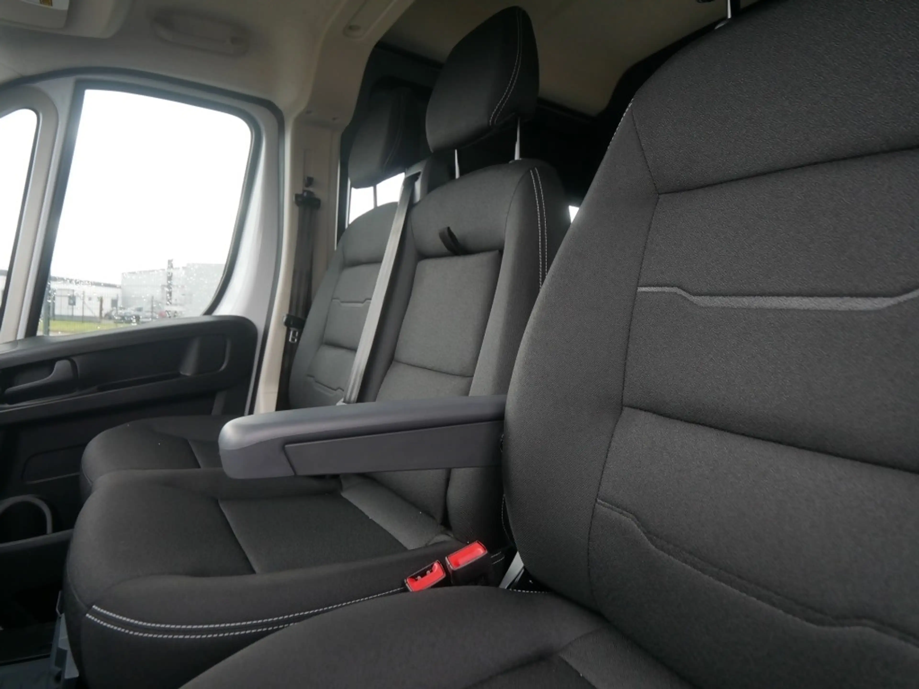 Fiat Ducato 35 MAXI L3H2 MULTICAB 180PS MJET TECHNO PLUS PREMI — photo 9