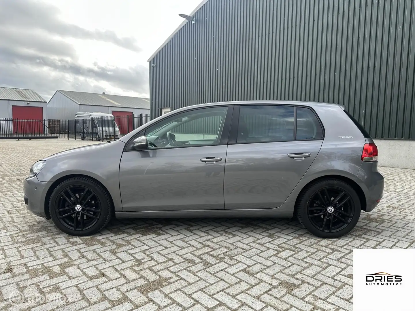Volkswagen Golf 1.2 TSI Team Edition l Carplay l Stoelverwar Grijs - 2