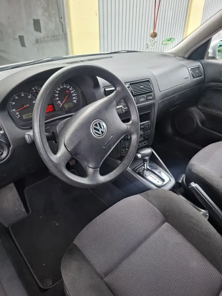Volkswagen Golf 2.0 Automatik Avenue, foto 4