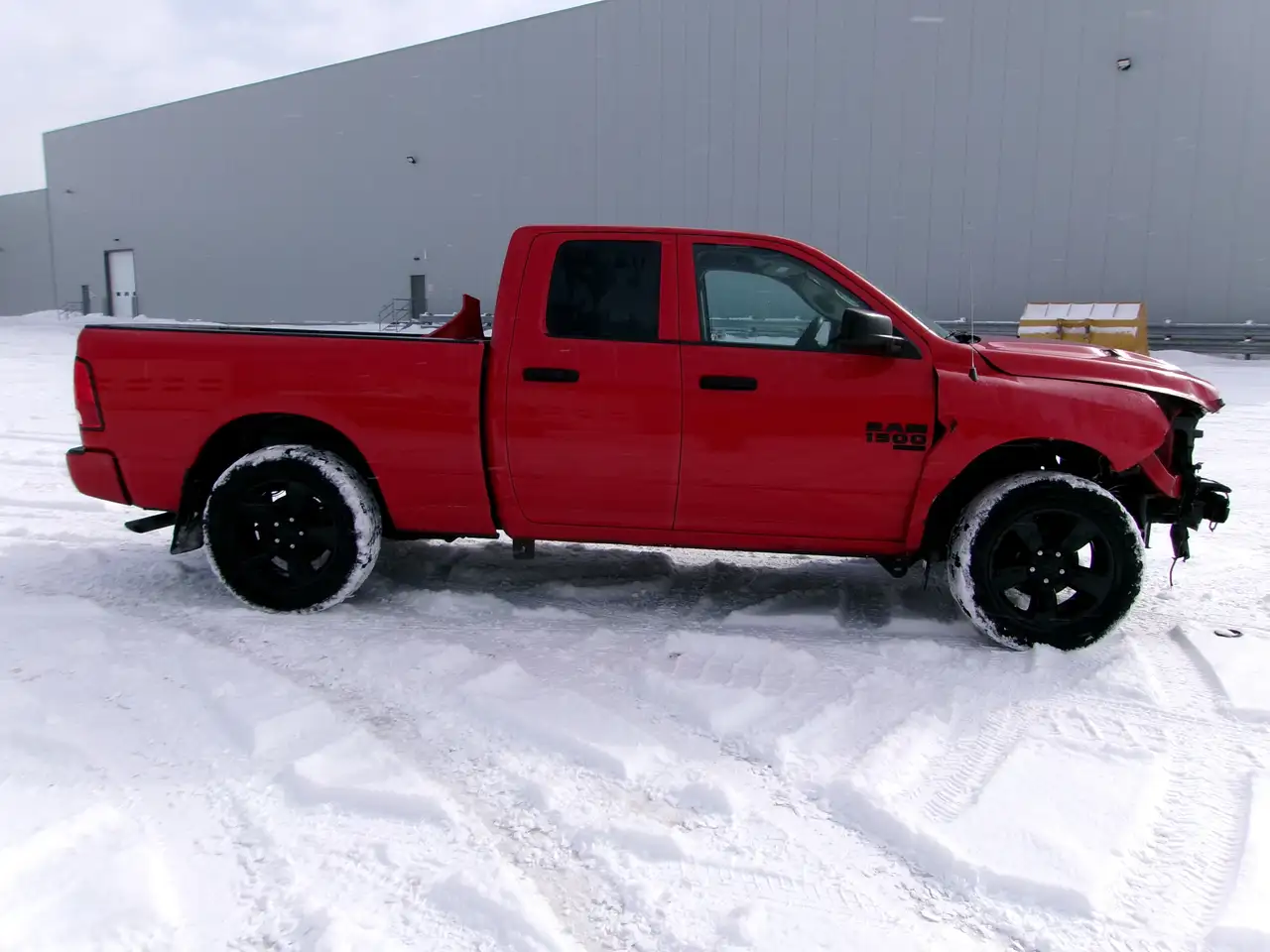 RAM 1500 снимка RAM 1500
