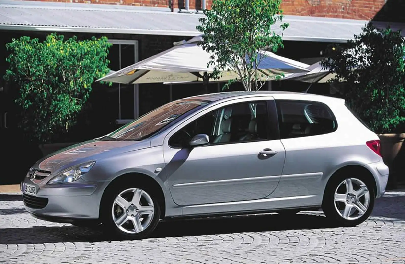 Peugeot 307 307 HDi 135 Tendance Grau - 1