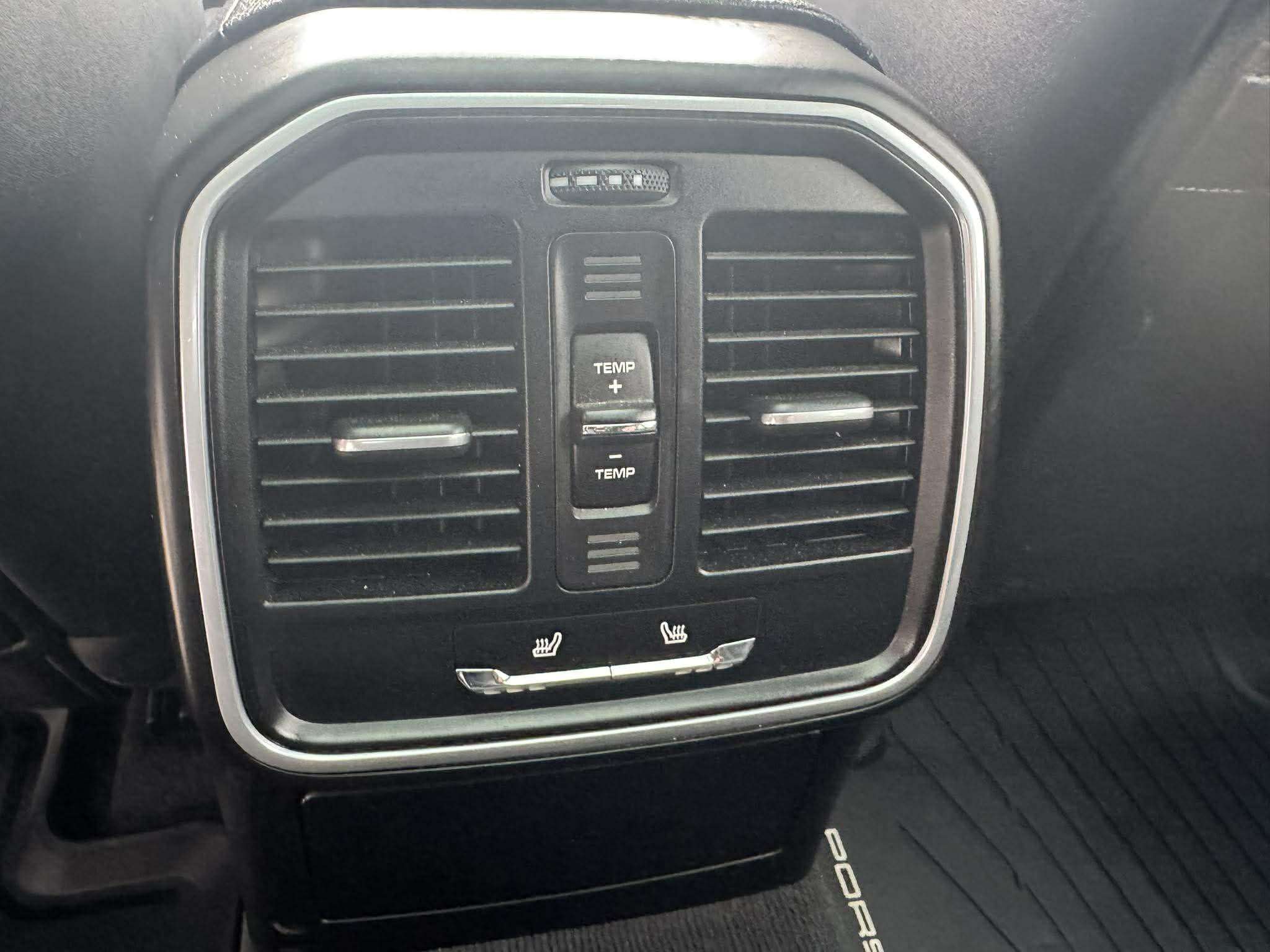 2016 Porsche Macan S thumb 20