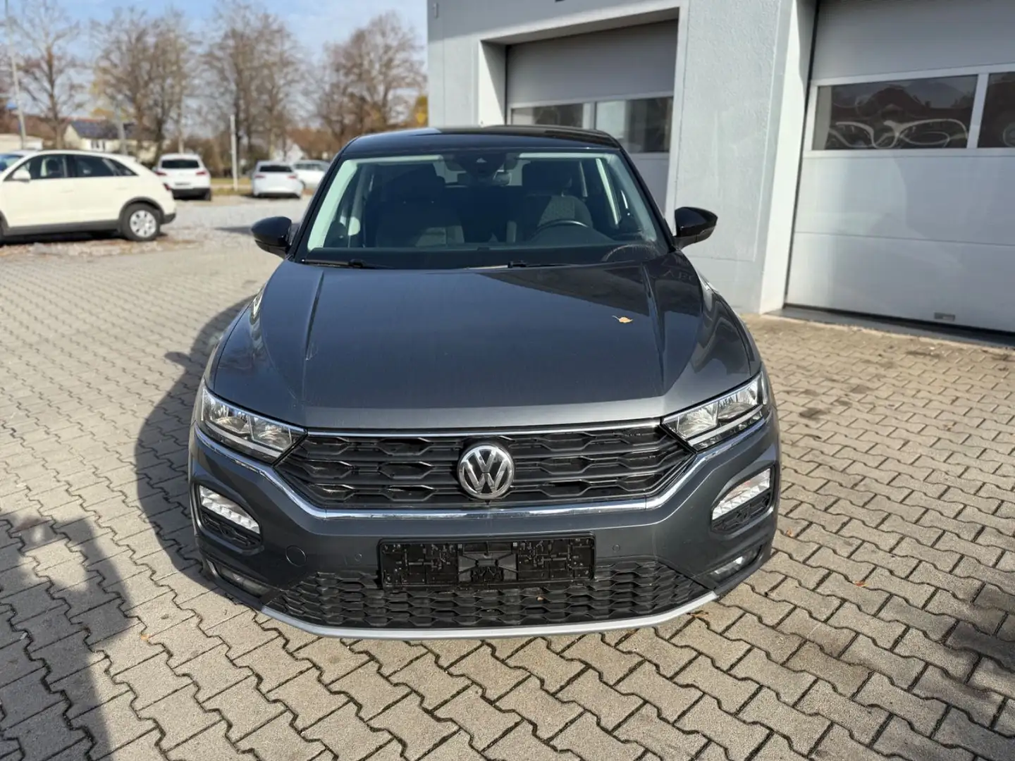 Volkswagen T-Roc IQ.DRIVE I Navi I ACC I Garantie Grau - 2