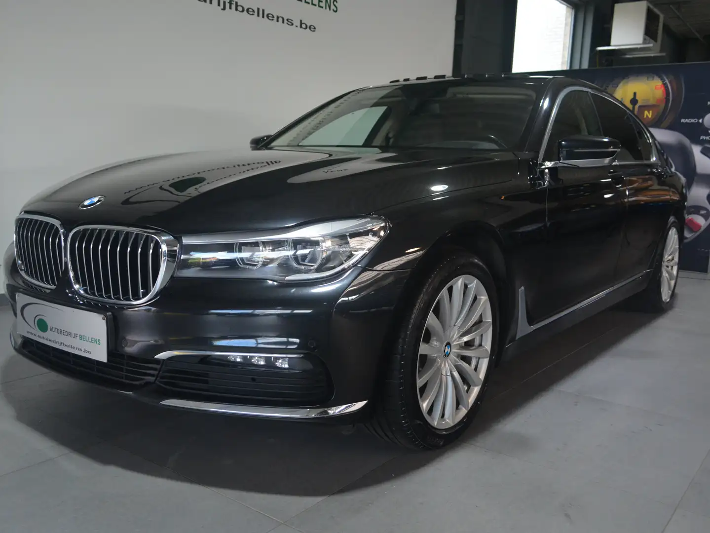 BMW 725 DA / NAVI / 360) CAM / GLASDAK / HEAD-UP / SOFT CL Noir - 2