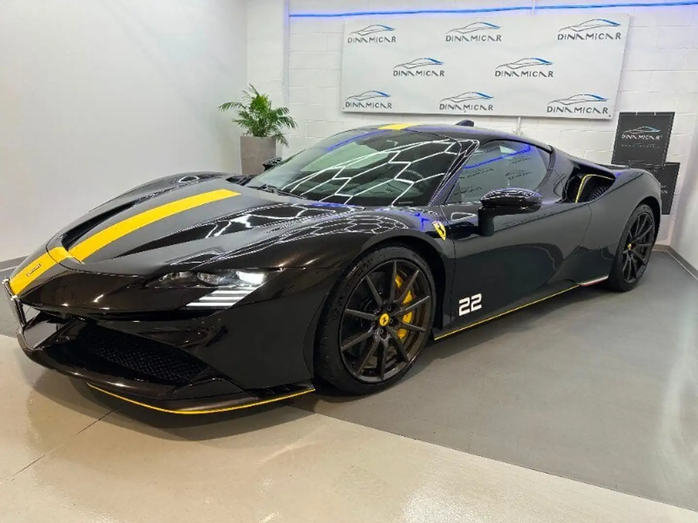 Ferrari SF90 Stradale SF90 Stradale Nero - 2