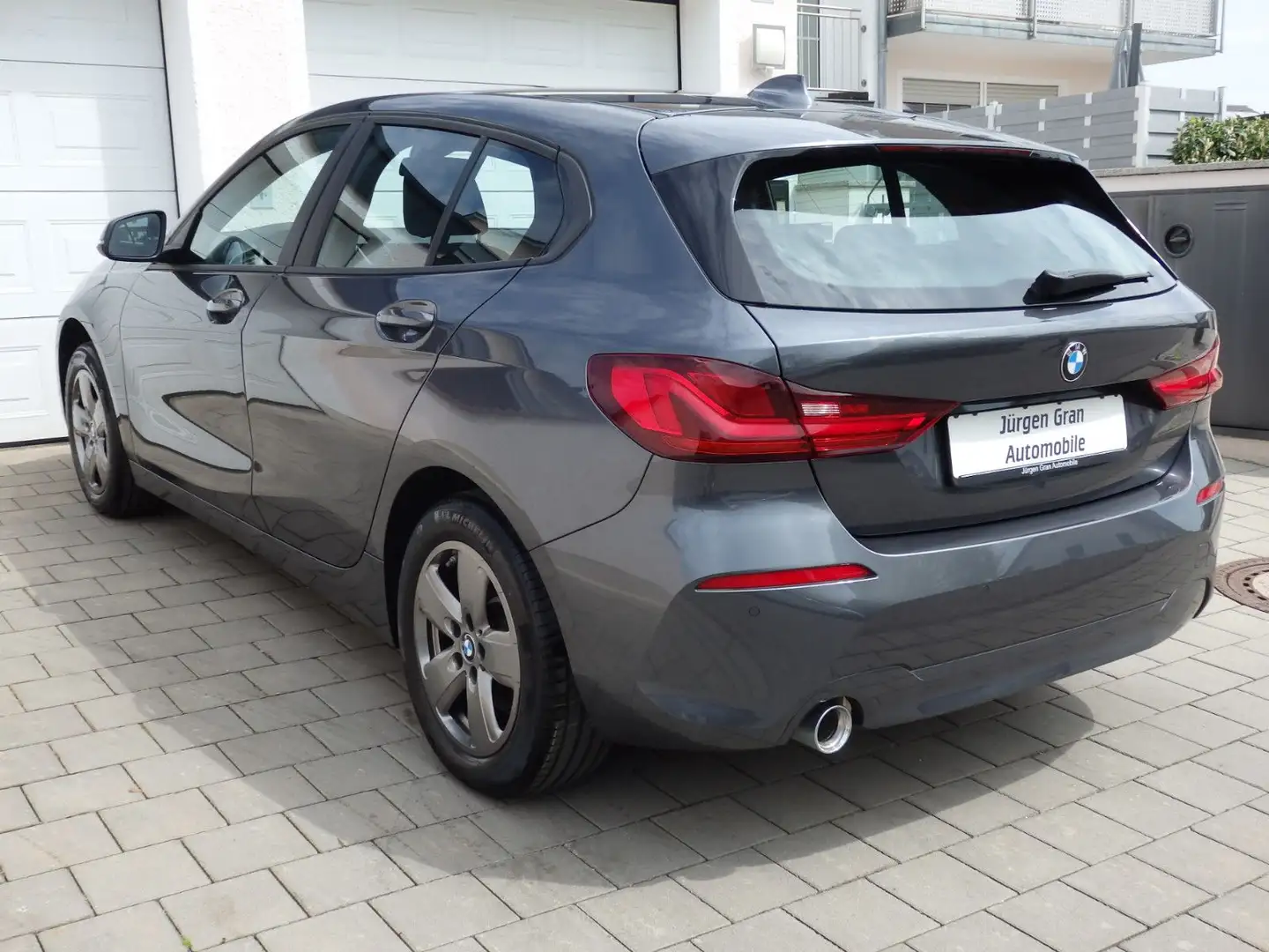 BMW 116 d LED Sitzhzg PDC DAB Alu Sportlenk Advantage Gris - 2