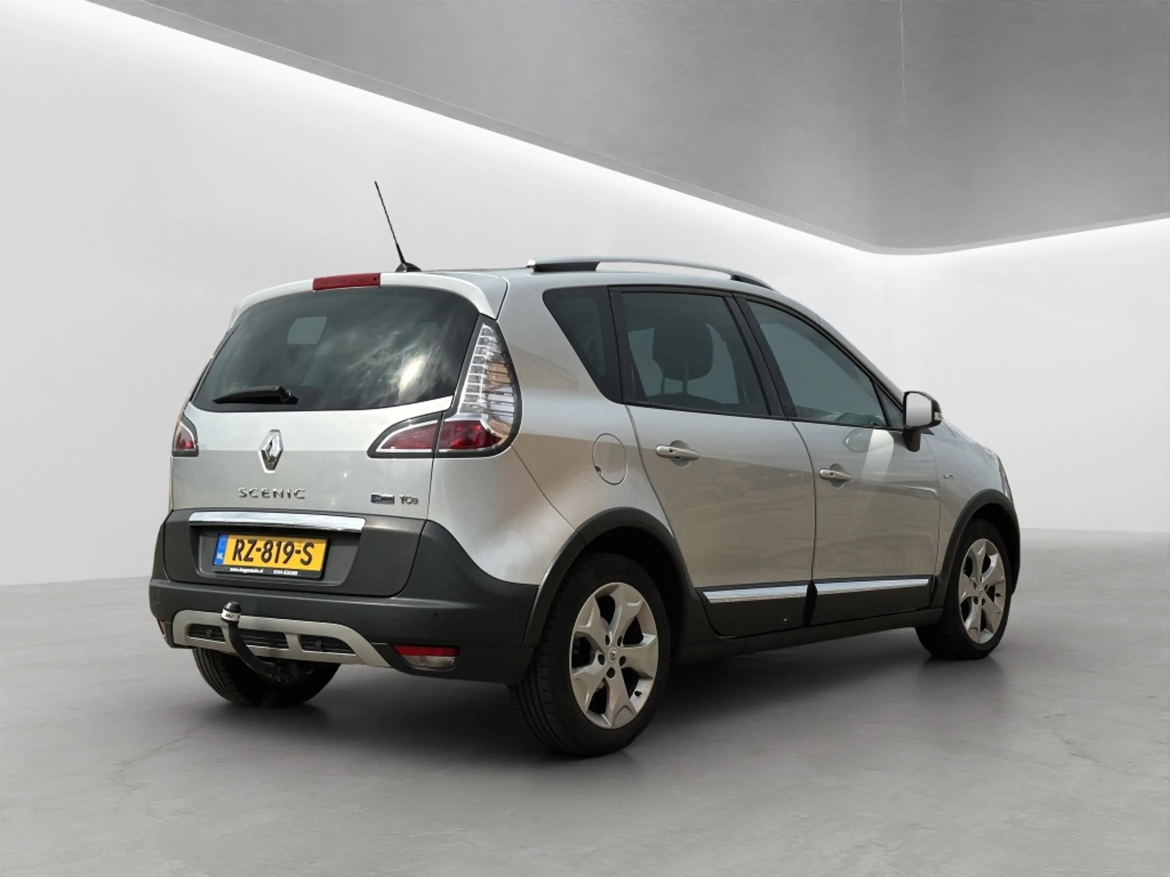 Renault Scenic Xmod 1.2 TCe Bose — photo 6